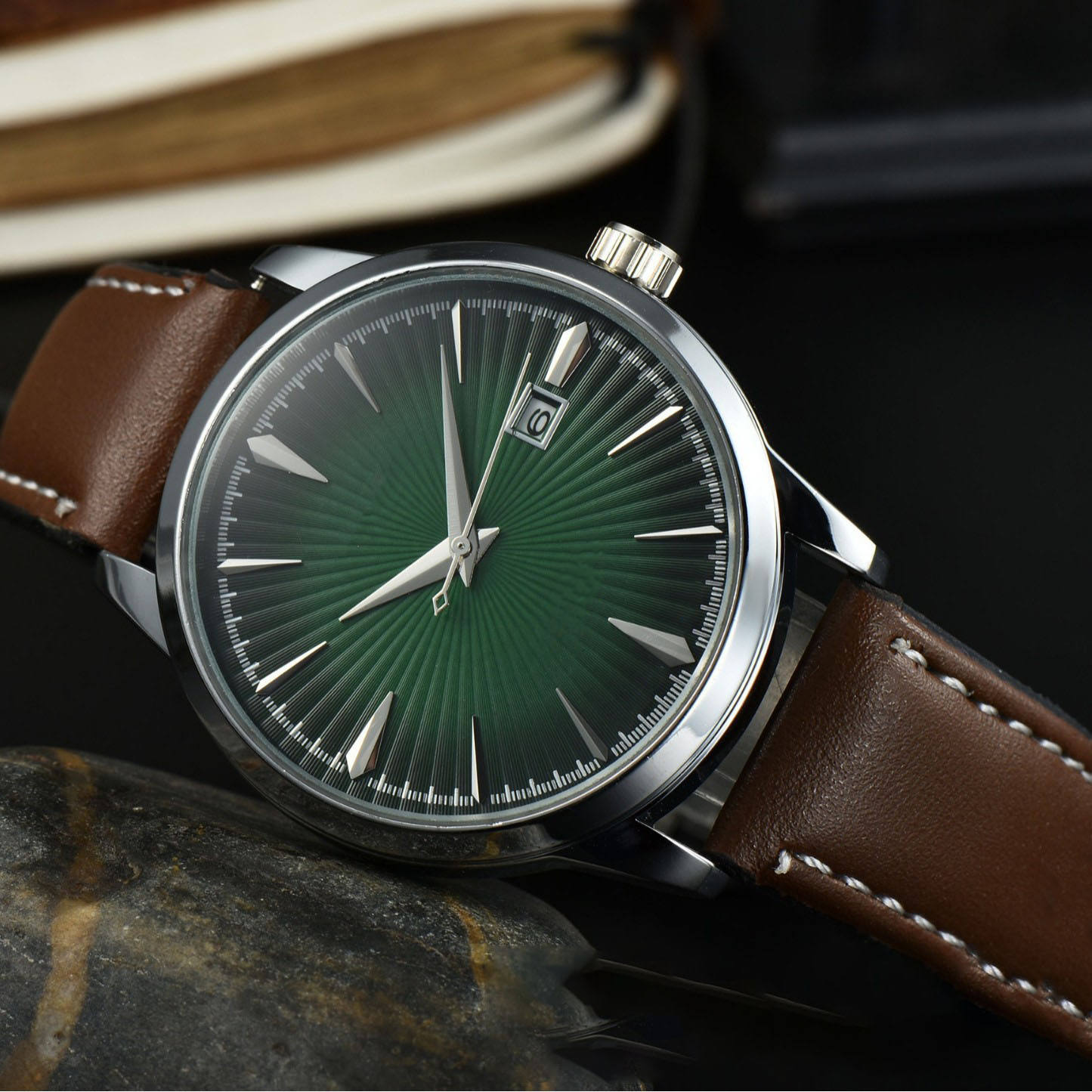 น้ำตาล เขียว