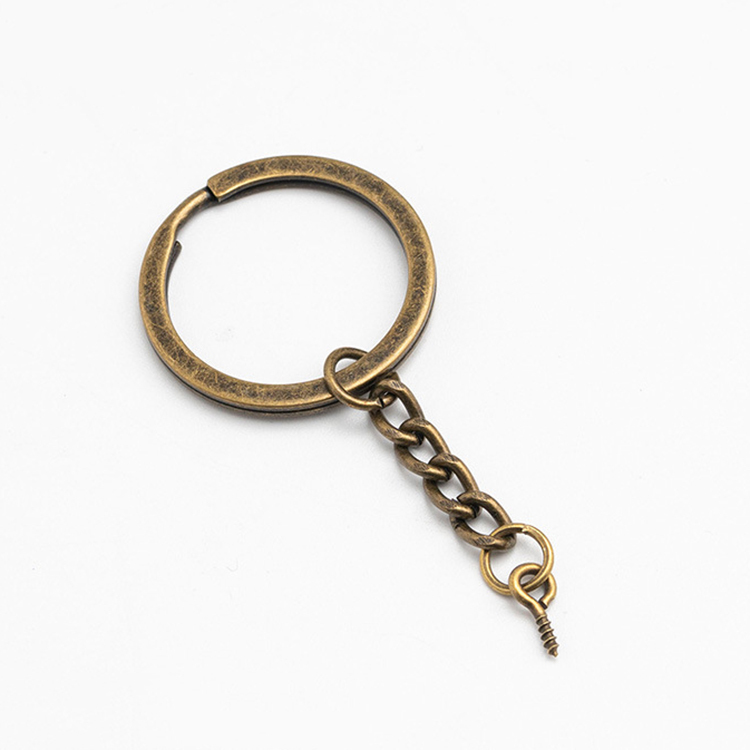keychain with screw