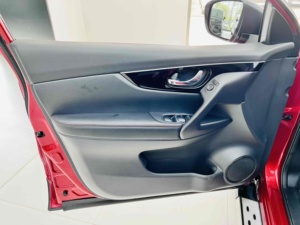 Acceptons les commandes personnalisées - <span class=keywords><strong>Nissan</strong></span> <span class=keywords><strong>Qashqai</strong></span> SUV <span class=keywords><strong>automatique</strong></span> 2.0L CVT 2017, intérieur foncé, sièges en tissu, pneus R17, caméra de recul, 70000 km, occasion - Product Image 4