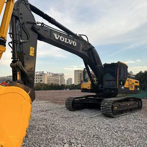 Excavatrice hydraulique Volvo EC360DL d'occasion, de type chenillé, de couleur jaune, équipement de construction avec PLC et poids opérationnel de 36 tonnes - Product Image 4