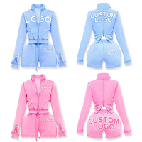 Ensemble 2 pièces pour femme style urbain 2026 : Veste zippée à manches courtes avec surpiqûres contrastées et pantalon évasé délavé à l'acide