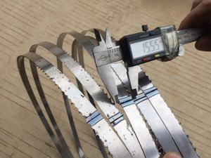 DuroWelder Máquina Portátil Eléctrica para Recocer Extremos de Hojas de Sierra de Cinta Metálicas con Función de Recocido - Product Image 2