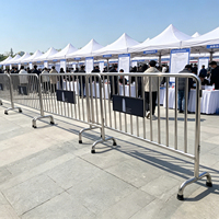 Barrière de sécurité portable en acier galvanisé pour files d'attente événementielles, guidage des piétons, contrôle du trafic, contrôle des foules en espaces publics
