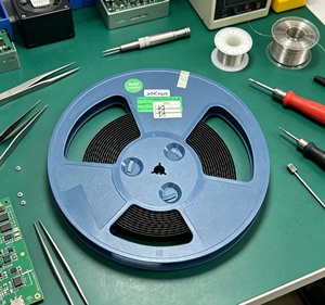Connecteur de port de câble coaxial automobile avec boîtier en plastique durable - Product Image 4