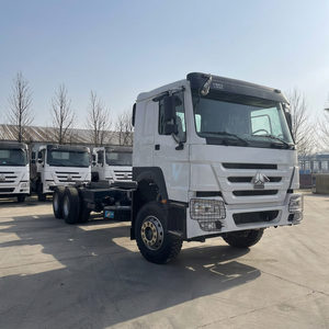 Nuevo Remolque Portacoches Naranja y Blanco 6x4 de Alta Resistencia con Ruedas Traseras Dobles, Chasis de Acero al Manganeso, 3 Ejes, Carga Útil >3001kg, Capacidad de Carga de 28 Toneladas - Product Image 1