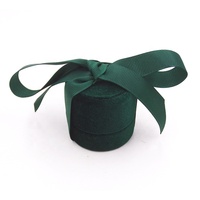 Boîte à bagues en velours de mode avec couvercle détachable pour cadeau de bijoux d'accessoires de photographie de mariage ou proposition de porte-anneau unique