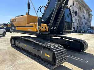 Excavadora Hyundai 225LC-9S de Alta Calidad con Buen Rendimiento y Excelente Mantenimiento a Precio de Fábrica en Stock - Product Image 5
