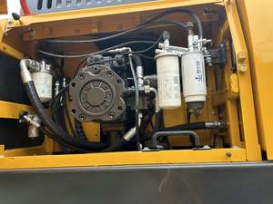 รถขุดไฮดรอลิกตีนตะขาบ Volvo EC480 มือสอง ขนาด 48 ตัน พร้อมเครื่องยนต์ ปั๊ม มอเตอร์ และหัวต่อแบบเร็ว พร้อมหัวเจาะ-กำลังขุดสูง - Product Image 4