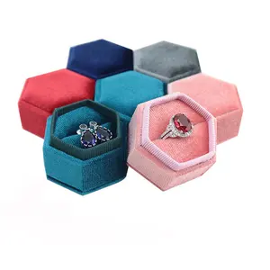 Hete Verkoop Roze Luxe Sieraden Verpakking Hanger Dozen Vintage Hexagon Bruiloft Custom Logo Fluwelen Ketting Ring Doos