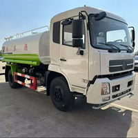 Camion-citerne à eau Dongfeng 4X2 12m3 12000 litres 12 tonnes 12cbm avec buse de pulvérisation à vendre