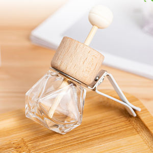 Vente en gros de luxe de 5ml à 10ml <span class=keywords><strong>mini</strong></span> bouteille de parfum ronde en verre motif de fleur maison évent voiture <span class=keywords><strong>d</strong></span>ésodorisant placement-type solide - Product Image 4