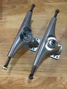 Pont de direction rotatif libre en alliage 6,25 pouces CX4 pour planche de skateboard, planche de <span class=keywords><strong>surf</strong></span> terrestre, planche de <span class=keywords><strong>surf</strong></span> Big Fish, <span class=keywords><strong>longboard</strong></span> de <span class=keywords><strong>surf</strong></span> - Product Image 4