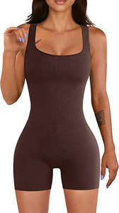 Combinaison courte sans manches côtelée pour femme, col carré, avec bretelles élastiques, effet push-up fessier et coupe ajustée - Product Image 5