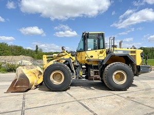 Cargador industrial Komatsu de alta calidad, precio económico, equipo de maquinaria industrial a la venta - Product Image 2