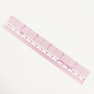 Mini Righello Dritto 15cm 6 Pollici, Linee Rosse Trasparenti, Spessore 1,2mm, Materiale Plastico, Miglior Strumento per Modellismo e Design di Moda - Product Image 3