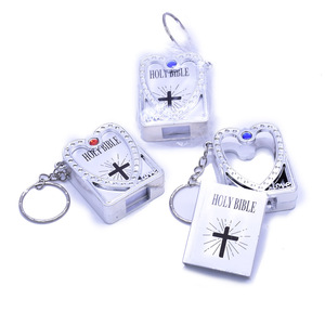 Haute Qualité Religion Souvenir Porte-clés En Gros Or Argent Mini Livre Porte-clés Personnalisé Imprimé Strass <span class=keywords><strong>Bible</strong></span> Porte-clés - Product Image 6