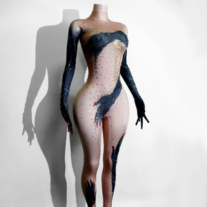 Catsuit Sexy in Cotone Spandex con Stampa Mani Nude e Strass per Donna, Ideale per Festival Elettronici, Danza, Servizi Fotografici, Star del Pop e Sfilate sul Palco - Product Image 5