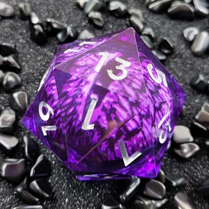 Dados de dragón de un solo ojo grandes luminosos D20 móviles inusuales resina de núcleo líquido dados DND de veinte lados para dragones de mazmorras d - Product Image 3
