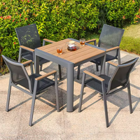 Ensemble de table et chaises de salle à manger modernes réglables en plastique, bois et métal pour hôtel, parc, cour