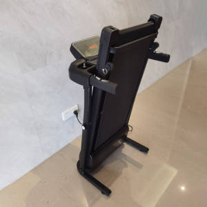 Tapis Roulant Elettrico Pieghevole per Uso Domestico con Programmi di Allenamento e Display LED - Product Image 5