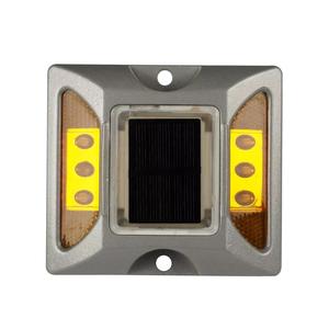 ไฟสะท้อนแสงติดถนนแบบโซลาร์เซลล์ IP68 6 LED รูปตาแมว สำหรับการมองเห็นสูง - Product Image 3