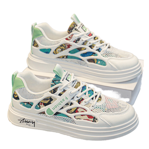 Chaussures de course respirantes en maille pour hommes, lacets, semelle épaisse en caoutchouc, augmentant la taille, décontractées pour les élèves du collège - Product Image 1