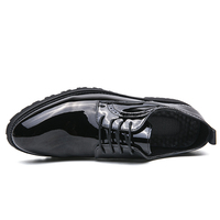 Chaussures à lacets pour hommes Chaussures de bureau formelles en cuir de luxe Chaussures de conduite antidérapantes en cuir pour hommes