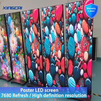 Shopping Mall layar tampilan LED P2 P2.5 P3 berdiri lantai iklan bergerak mudah Panel Poster cermin Digital USB WIFI