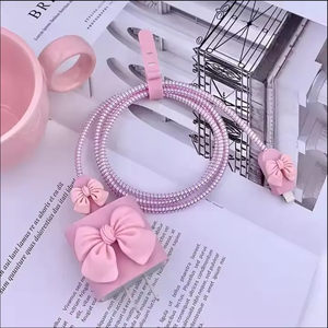 Accessoires mignons d'<span class=keywords><strong>enrouleur</strong></span> de ligne de données Bowknot pour <span class=keywords><strong>iphone</strong></span> 18W 20W chargeur câble housse de protection - Product Image 3