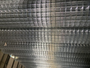 Rouleaux de fil de fer galvanisé soudé à taille d'ouverture personnalisée pour enclos animaux et cages pour animaux de compagnie - Product Image 5