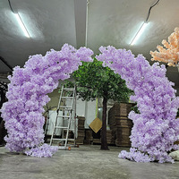 Flores artificiales de alta calidad Arco curvo de cereza Arco de boda para decoración de eventos