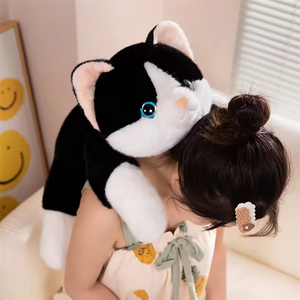 Peluche all'ingrosso a forma di gatto sdraiato, creativo e morbido, con imbottitura in cotone PP - Product Image 4