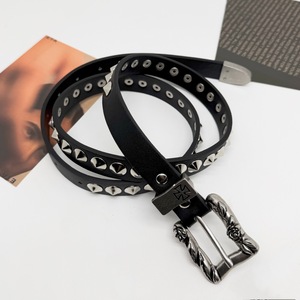 Venta al por mayor 2cm de ancho estilo Punk mujeres <span class=keywords><strong>rojo</strong></span> PU <span class=keywords><strong>cinturón</strong></span> de cuero con remache negro Y2k <span class=keywords><strong>cinturón</strong></span> para hombres Cintura Con Croci - Product Image 4
