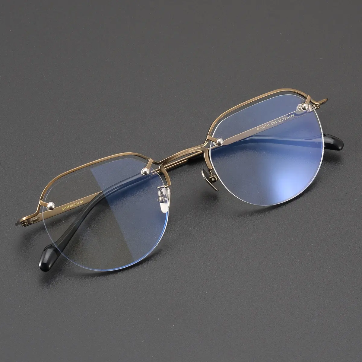 Stok pabrik kacamata titanium 50 pasang barang grosir campuran gratis pengiriman gratis logo kustom bingkai kacamata tanpa bingkai pria