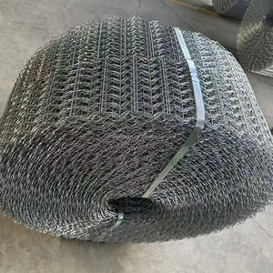 Maille soudée à 6 fils, utilisable pendant 20 ans, avec des mailles de 25,4 x 67 mm, surface antirouille, pour utilisation dans les pipelines de gaz et d'huile sous-marins - Product Image 1