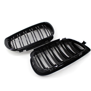 Calandre BMW 2002-2005 Série 3 E46 Noir Brillant Ligne Simple pour Amélioration et Rétrofit - Product Image 4