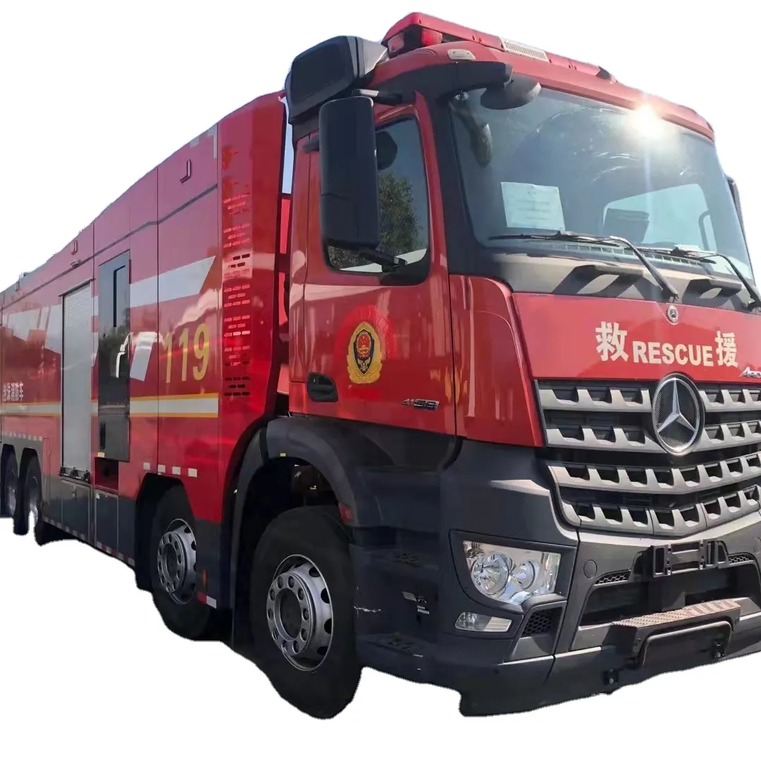 8*4 su/köpük yangın söndürme kamyonu itfaiyeci kamyon araba yangın pompası
