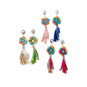 Portachiavi in stile etnico con nappa colorata decorativa per borsa o portachiavi - Product Image 1