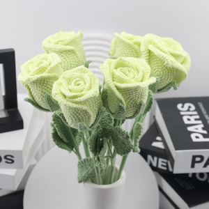 Ramo de Rosas Decorativas de Tallo Largo para Regalo al por Mayor 2026, Ramo de Tulipanes Tejidos, Kit de Ganchillo Hecho a Mano, Larga Duración, Desechable - Product Image 5