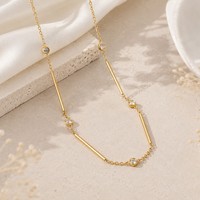 Collier ras du cou tendance SUMMLY pour femme, en acier inoxydable plaqué or 18 carats, avec étoile de mer, double couche, lariat, pampilles superposables, idéal pour les soirées