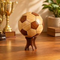 Massivholz Fußball-Ornament aus Schwarznuss, Buche oder Teakholz, Handgefertigtes Puzzle, Fan-Geschenk, Heim- und Bürodekoration, Ensemble Cadeau, Individuelles Geschenk