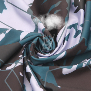 UPF50+ Optionnel, 12 en 1, Bandana extensible personnalisé pour l'extérieur, en polyester et élasthanne, effet rafraîchissant - Product Image 4