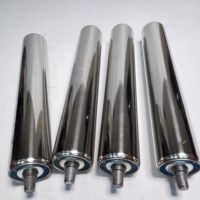 Rouleaux, pignons et tambours en acier inoxydable galvanisé pour lignes de production, disponibles sur mesure.