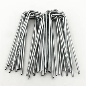 50 paquetes de <span class=keywords><strong>grapas</strong></span> galvanizadas <span class=keywords><strong>para</strong></span> jardín de 4mm de espesor y 6 pulgadas de largo, <span class=keywords><strong>grapas</strong></span> de césped tipo U <span class=keywords><strong>para</strong></span> césped <span class=keywords><strong>artificial</strong></span> - Product Image 1
