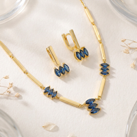 Parure de bijoux ZG élégante en laiton doré avec pendentif barre en zircon cubique marquise et boucles d'oreilles pendantes, cadeau pour femme
