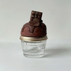 Lindo frasco de perfume 3D con forma de postre |   Botella de Spray de Vidrio Recargable de 75 ml con Tapa de Silicona para el Hogar y Viajes - Product Image 2