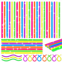 Ainiv – Ensemble de 12 jouets sensoriels extensibles colorés en forme de nouilles, en EVA, pour soulager le stress, adaptés aux TDAH, autisme, de 8 à 13 ans