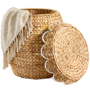 Panier de rangement en jacinthe d'eau avec couvercle, bord festonné, tressé, décoratif, pour jouets, linge sale, ou bac de rangement pour chambre d'enfant - Grande Vente - Product Image 1