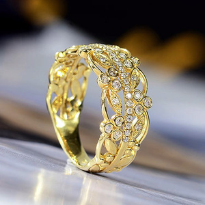T0201 Anello da Donna in Oro Giallo con Diamante Taglio Brillante Rotondo Colore G Naturale Gioiello Classico per Matrimonio - Product Image 2