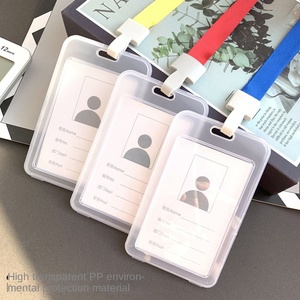Porte-cartes à lanière en gros Porte-cartes en <span class=keywords><strong>plastique</strong></span> transparent double face <span class=keywords><strong>pour</strong></span> les cartes du personnel de travail - Product Image 2